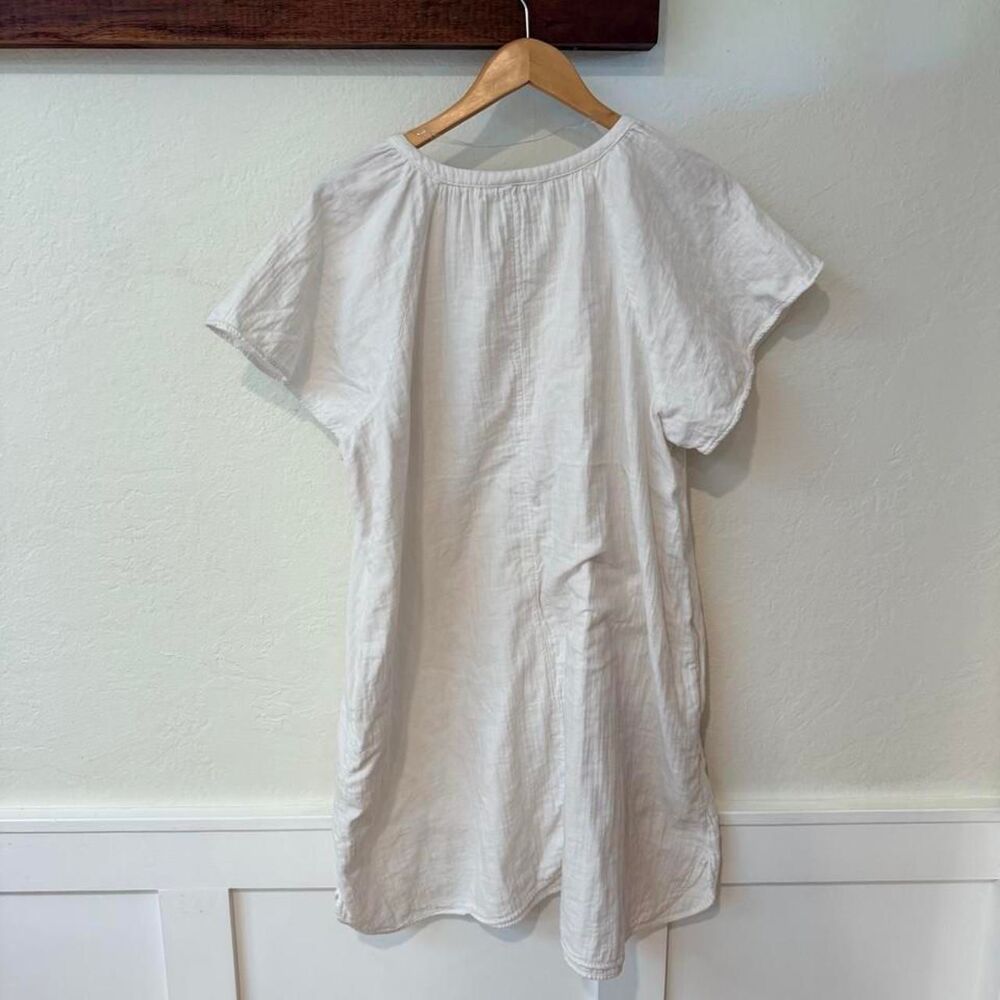Universal-thread Women's White and Cream Dress - Picture 2 of 6